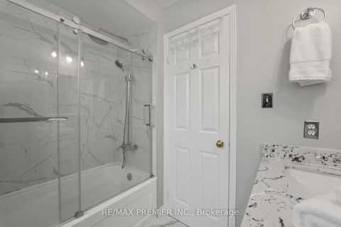 Photo 23 at 127 O'Connor Crescent, North Richvale, Richmond Hill