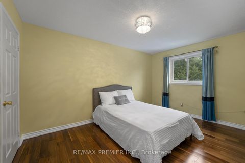 Photo 26 at 127 O'Connor Crescent, North Richvale, Richmond Hill