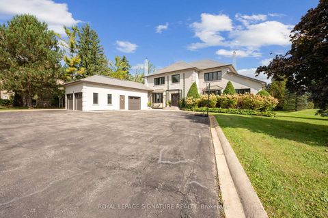 Photo 1 at 75 Rachelle Court, Kleinburg, Vaughan