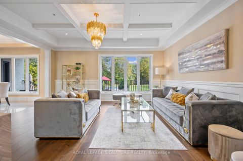 Photo 8 at 75 Rachelle Court, Kleinburg, Vaughan