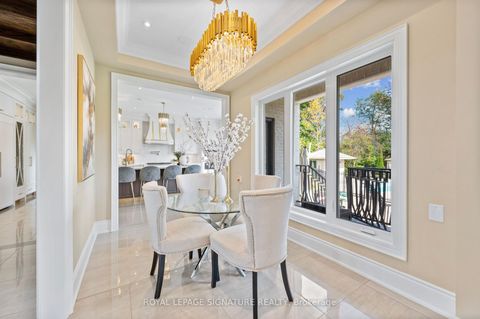 Photo 10 at 75 Rachelle Court, Kleinburg, Vaughan