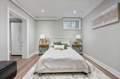 Photo 30 at 75 Rachelle Court, Kleinburg, Vaughan