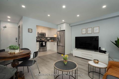 Photo 5 at 504 - 3621 Lakeshore Boulevard, Long Branch, Toronto