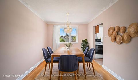 Photo 6 at 517 Pinegrove Road, WO West, Oakville