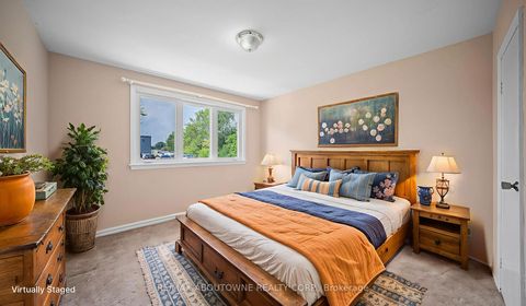 Photo 16 at 517 Pinegrove Road, WO West, Oakville