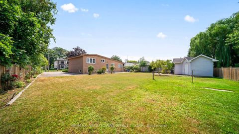 Photo 33 at 517 Pinegrove Road, WO West, Oakville