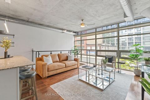 Photo 3 at 204 - 42 Camden Street, Waterfront Communities C1, Toronto