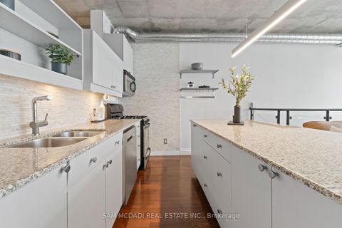 Photo 5 at 204 - 42 Camden Street, Waterfront Communities C1, Toronto