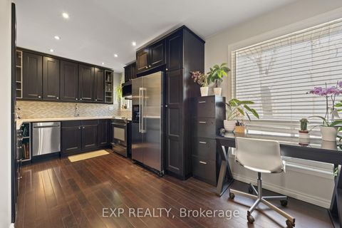 Photo 13 at 28 - 1250 Marlborough Court, CP College Park, Oakville