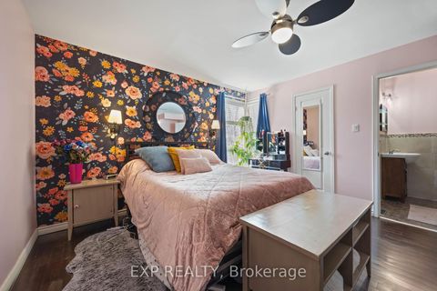 Photo 18 at 28 - 1250 Marlborough Court, CP College Park, Oakville