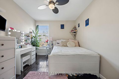 Photo 22 at 28 - 1250 Marlborough Court, CP College Park, Oakville