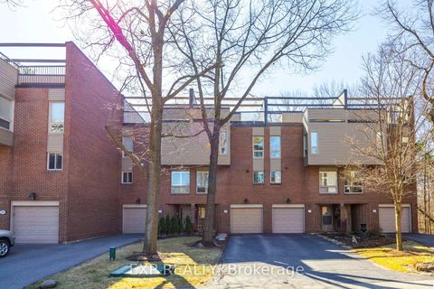Photo 43 at 28 - 1250 Marlborough Court, CP College Park, Oakville