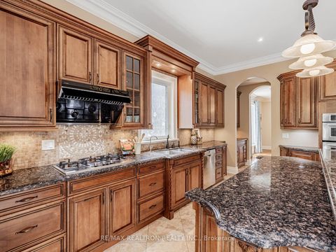 Photo 19 at 12 Orlon Crescent, South Richvale, Richmond Hill