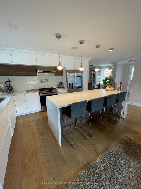 Photo 7 at 12 Warlingham Court, West Deane, Toronto