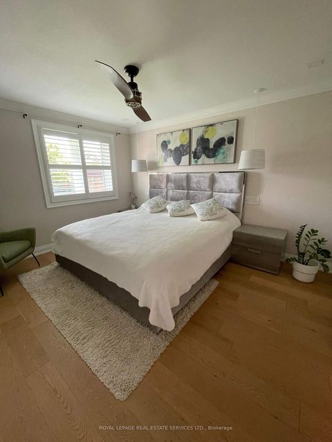 Photo 16 at 12 Warlingham Court, West Deane, Toronto