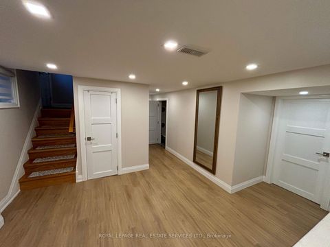 Photo 21 at 12 Warlingham Court, West Deane, Toronto