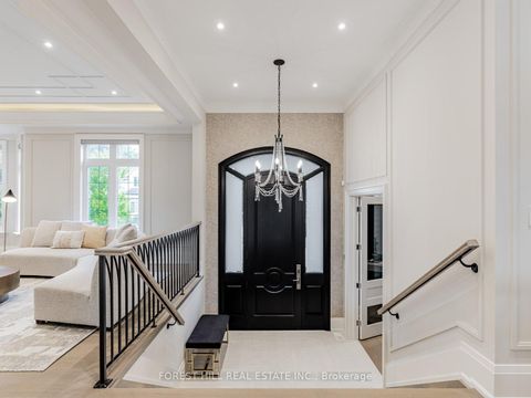 Photo 2 at 39 Rippleton Road, Don Mills, Toronto