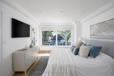 Photo 12 at 12 Hewitt Avenue, Swansea, Toronto
