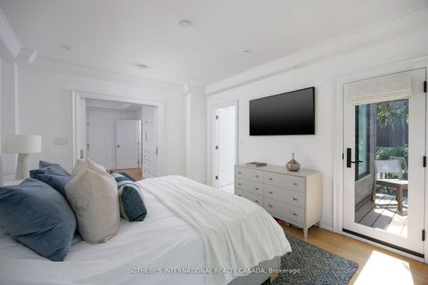Photo 14 at 12 Hewitt Avenue, Swansea, Toronto