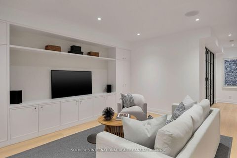 Photo 33 at 12 Hewitt Avenue, Swansea, Toronto