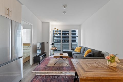 Photo 3 at 1004 - 95 Oneida Crescent, Langstaff, Richmond Hill
