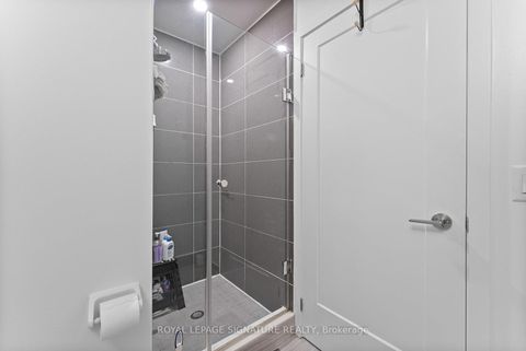 Photo 14 at 1004 - 95 Oneida Crescent, Langstaff, Richmond Hill