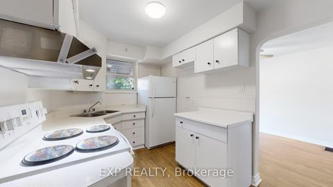 Photo 10 at 138 Park Street, Cliffside, Toronto