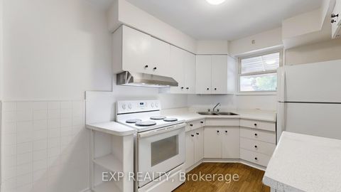Photo 11 at 138 Park Street, Cliffside, Toronto