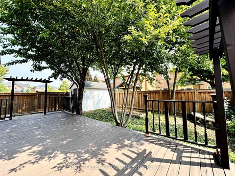 Photo 28 at 7 San Marko Place, East Woodbridge, Vaughan