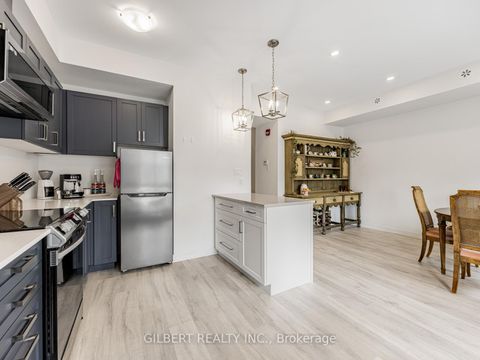 Photo 7 at 9 - 10 marquette Avenue, Lawrence, Toronto