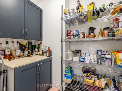 Photo 13 at 9 - 10 marquette Avenue, Lawrence, Toronto