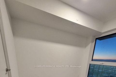 Photo 11 at 3907 - 7890 Jane Street, Concord, Vaughan
