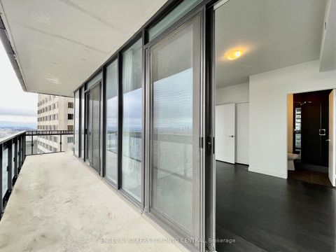 Photo 13 at 3002 - 8 Eglinton Avenue E, Mount Pleasant West, Toronto