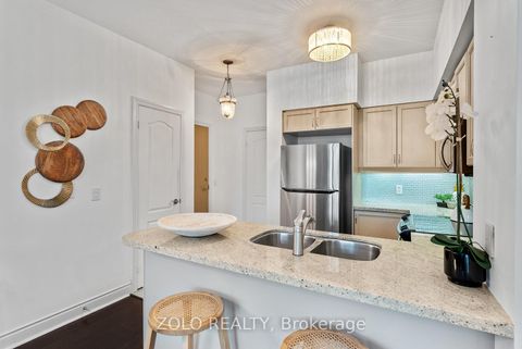 Photo 8 at 113 - 319 Merton Street, Mount Pleasant West, Toronto
