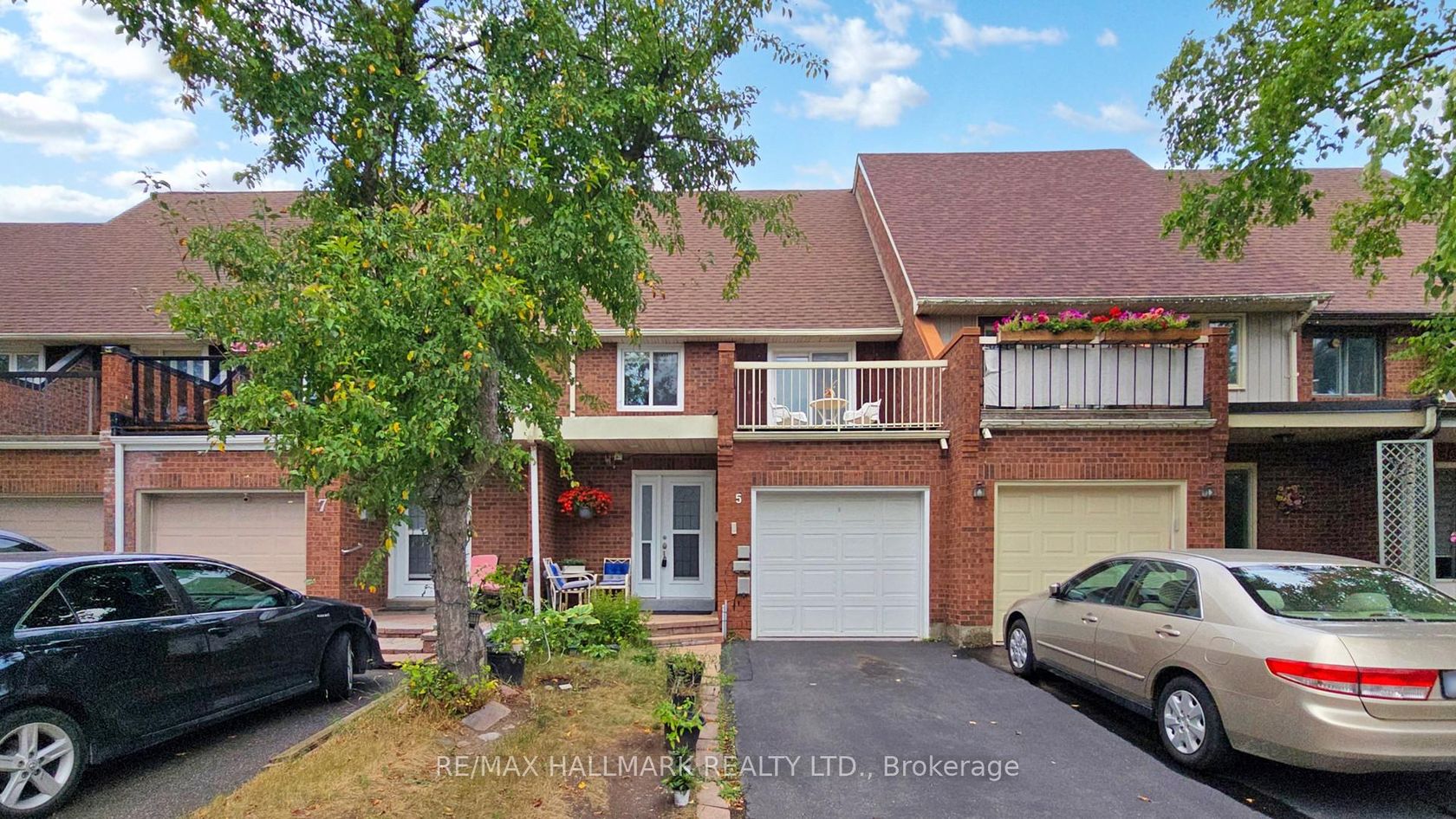 5 Ecclesfield Drive, Steeles, Toronto 