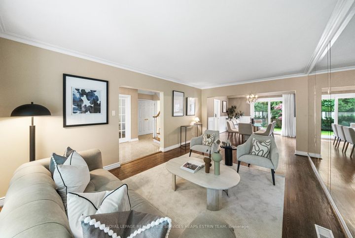 Photo 7 at 68 Montressor Drive, Windfields, Toronto