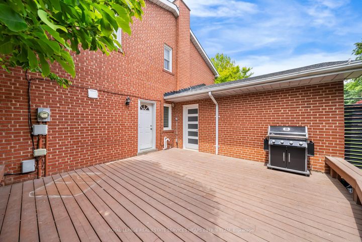 Photo 33 at 68 Montressor Drive, Windfields, Toronto