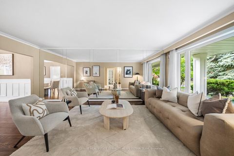 Photo 6 at 68 Montressor Drive, Windfields, Toronto