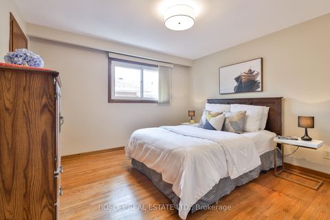 Photo 23 at 15 Cremorne Avenue, Mimico, Toronto