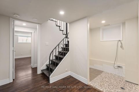 Photo 30 at 21 King High Avenue, Clanton Park, Toronto