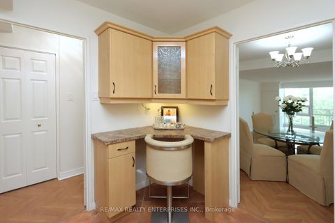 Photo 13 at 608 - 1359 White Oaks Boulevard E, FA Falgarwood, Oakville