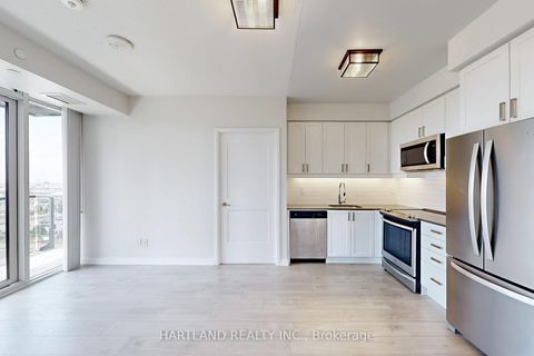 Photo 10 at 705 - 7895 Jane Street, Concord, Vaughan
