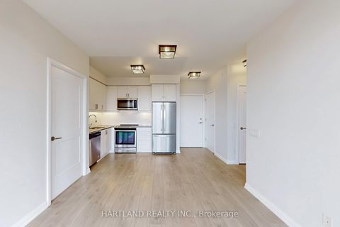 Photo 12 at 705 - 7895 Jane Street, Concord, Vaughan