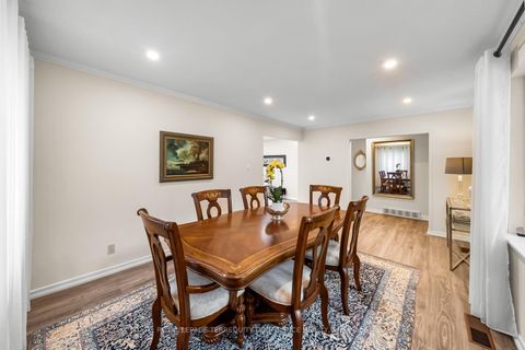 Photo 6 at 237 Churchill Avenue, Willowdale West, Toronto