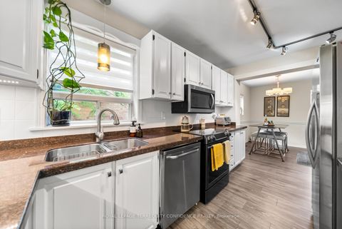 Photo 9 at 237 Churchill Avenue, Willowdale West, Toronto