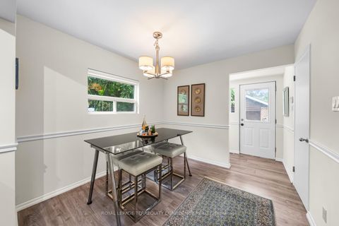 Photo 11 at 237 Churchill Avenue, Willowdale West, Toronto