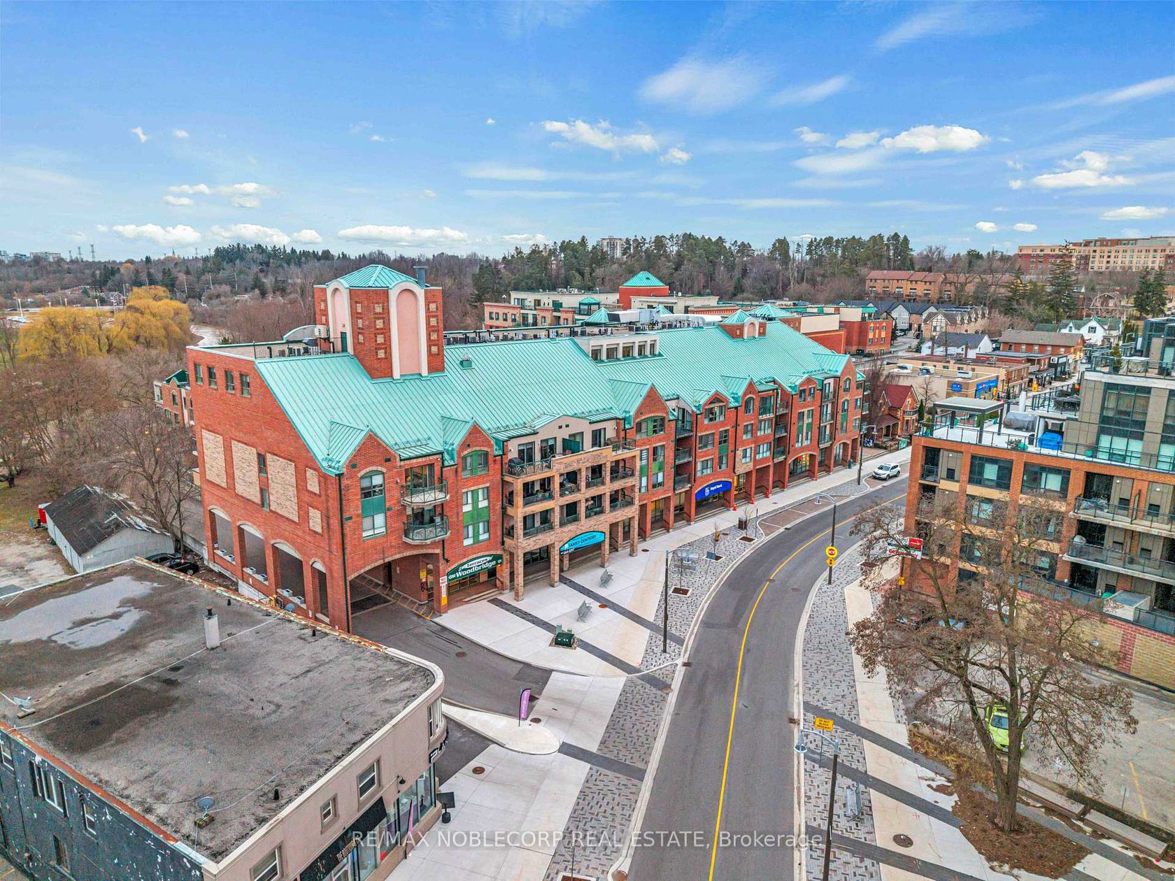 319 - 121 Woodbridge Avenue, West Woodbridge, Vaughan 