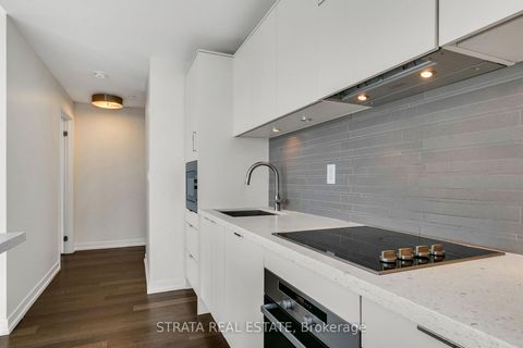 Photo 11 at 4202 - 21 Widmer Avenue, Waterfront Communities C1, Toronto