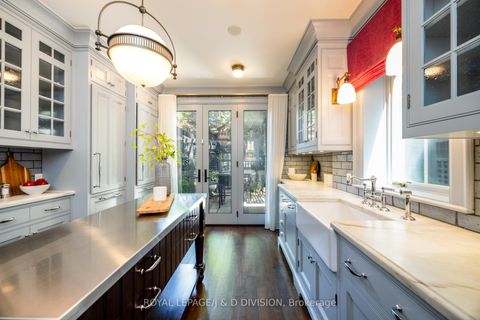 Photo 9 at 36 Boswell Avenue, Annex, Toronto