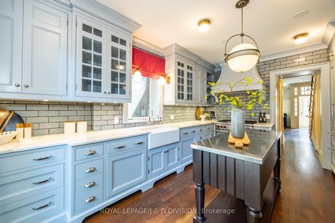 Photo 12 at 36 Boswell Avenue, Annex, Toronto